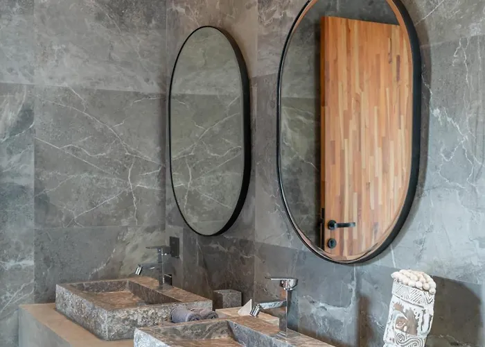 Koya : Luxurious And Modern 3br In Seminyak! 别墅