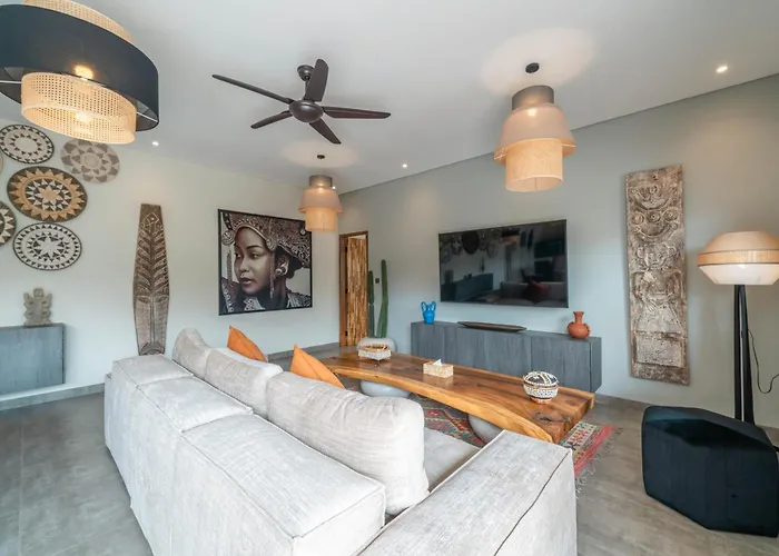 Koya : Luxurious And Modern 3br In Seminyak! * 塞米亚克