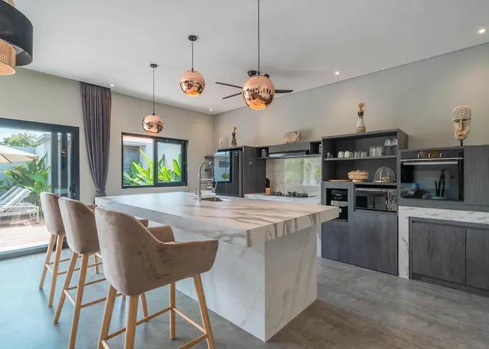 Koya : Luxurious And Modern 3br In Seminyak! 别墅 塞米亚克